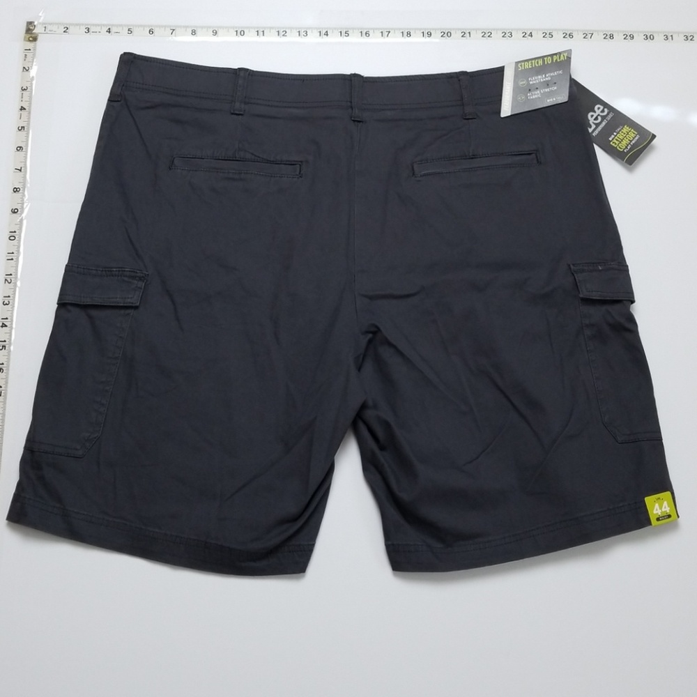 NWT Men's Extreme Comfort Cargo - Picture 2 of 4